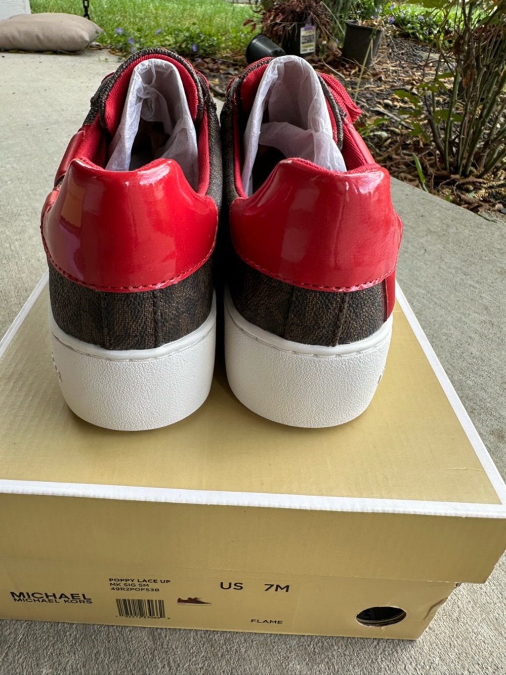 NIB Michael Kors Poppy Logo Lace Sneakers Faux Patent Leather Women 7M Red Brown - Picture 4 of 6